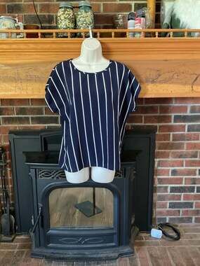 SHEIN Navy Blue and White Vertical Striped Short Sleeve Crew Neck Blouse Size La